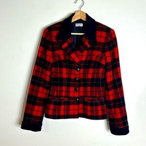 Vtg BCBG Paris ladies red plaid wool button up blazer size XS